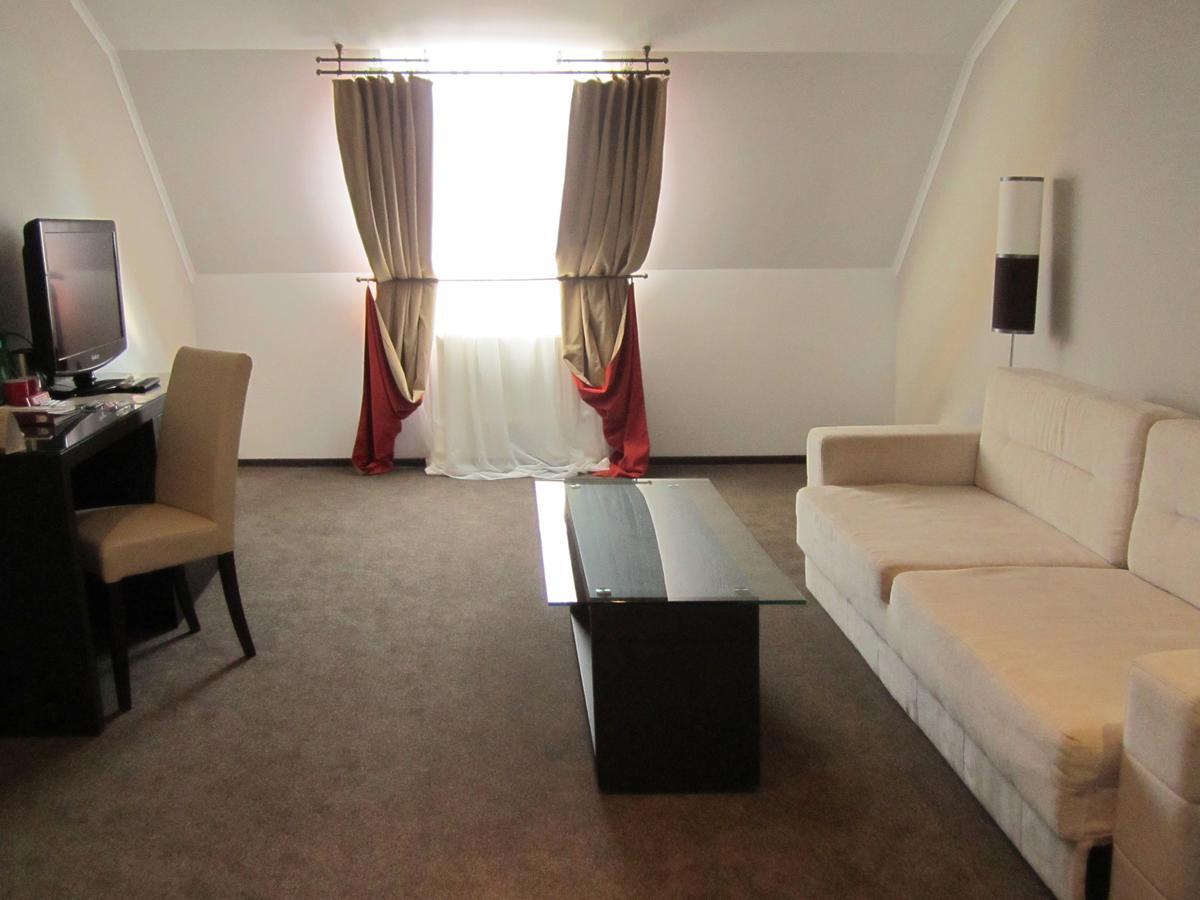 Optima Collection Kharkiv Hotel Екстериор снимка